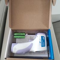 Termometro a infrarossi DT-8806H