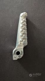 Pedalina Destra Passeggero Aprilia Dorsoduro 750