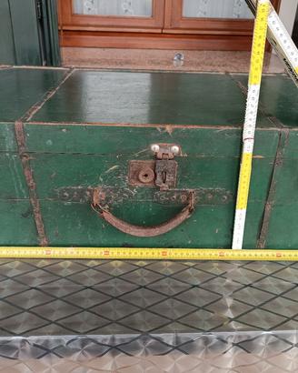 vecchia valigia legno 
