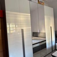 Camer da letto matrimoniale completa con comò – 2