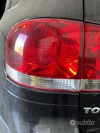 Fari posteriori Volkswagen Touareg 2003
