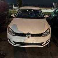 VW Golf 7 del 2015 per ricambi