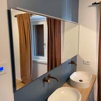 Specchio bagno con LED