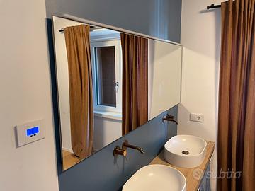 Specchio bagno con LED