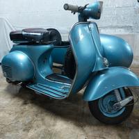 Piaggio Vespa 150 con sidecar VBA -VBB 