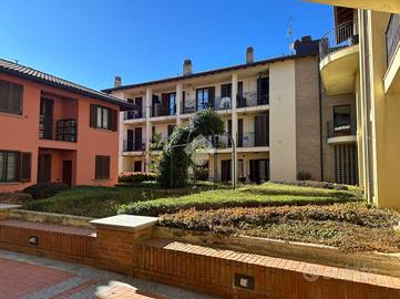 2 LOCALI A MONTICELLO BRIANZA