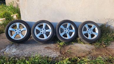 Cerchi Mercedes con gomme