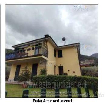 Appartamento Borgo a Mozzano [A4321572]