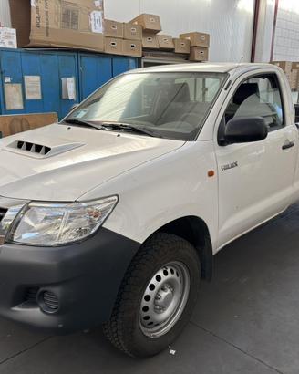Toyota Hilux Diesel 2016 , autocarro 2 posti.