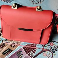 Borsa Carpisa modello Penelope and Monica Cruz