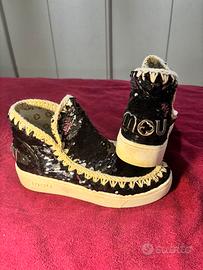 Scarpe estive MOU con paillettes nere
