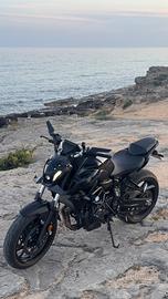 YAMAHA MT 07 35kw (a libretto)