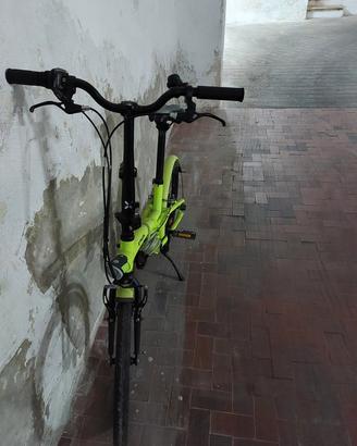 Bici B-twin pieghevole 