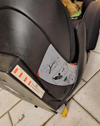 Sediolino per auto
