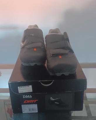 Scarpe da mountain bike