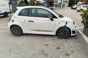 Fiat 500 Abarth meccanica e interni nuovi