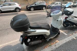 Kymco People 200 del 2010
