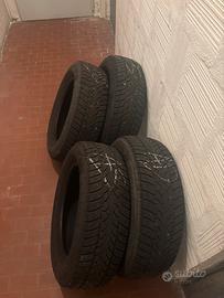 4 gomme invernali 205/60 R16
