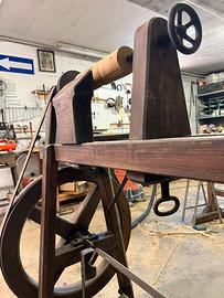 Antico torni in legno