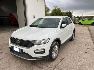 Volkswagen T-Roc 2.0 tdi 150cv dsg ALLUVIONATO