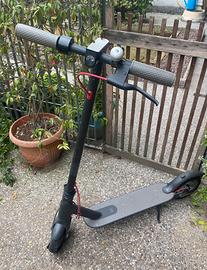 monopattino elettrico xiaomi