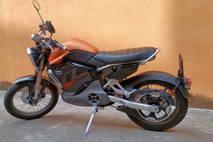 Super Soco TC Max - 2024