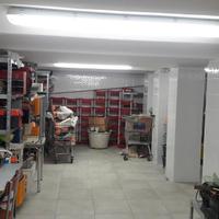 Locale magazzino laboratorio in centro città
