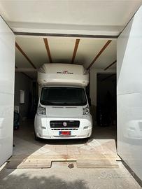 Maxi Garage per  Camper