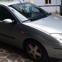 Ford Focus berlina 1800 gasolio