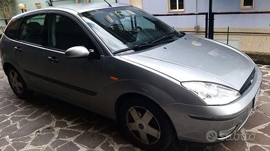 Ford Focus berlina 1800 gasolio