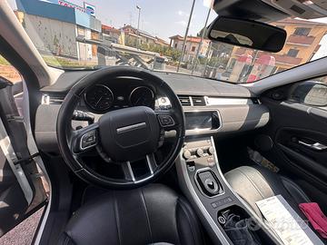 Land Rover Evoque TDI Ingenium 2.0 180 CV AWD