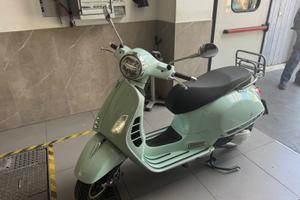 Vespa GTS 300 Special