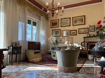 VILLA SINGOLA A LUCCA