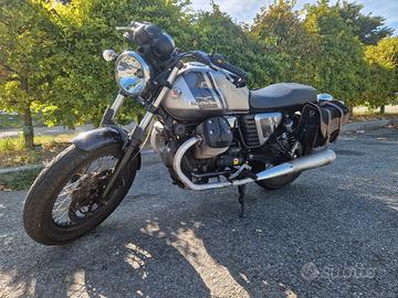 Moto Guzzi V7 II Special