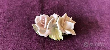 Rose in porcellana di Capodimonte vintage
