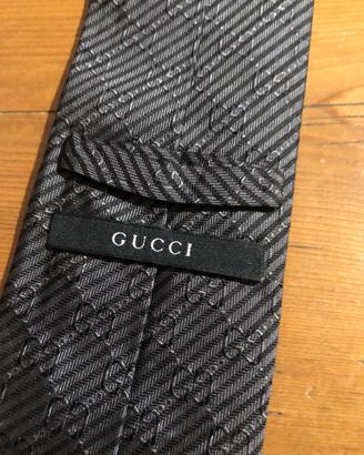 Cravatta Gucci