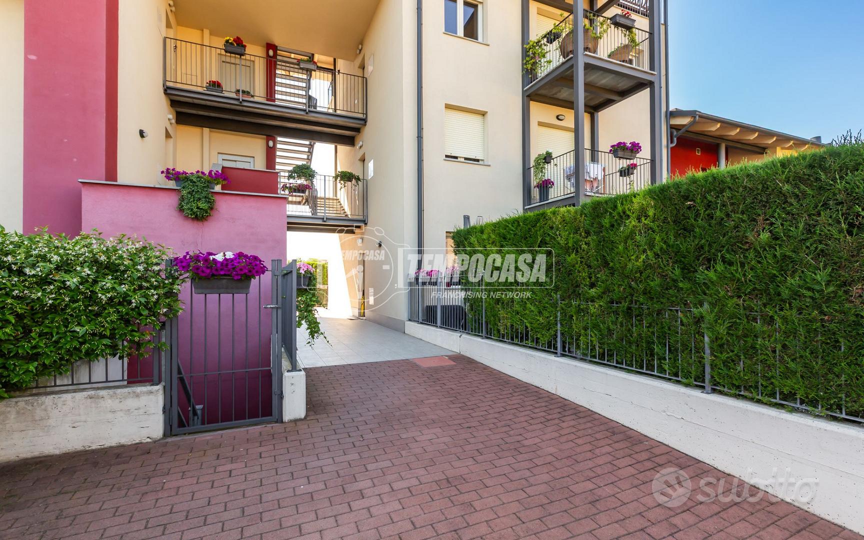 Apartment in Chieri, Torino - Vista 2