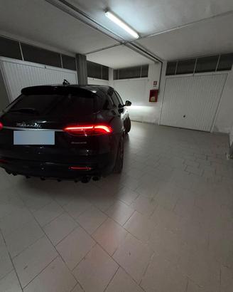 Maserati grecale modena