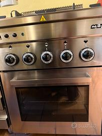 Cucina a gas 4 fuochi