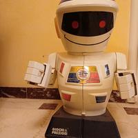Emiglio  Robot