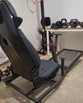 postazione simulatore di guida,sim racing