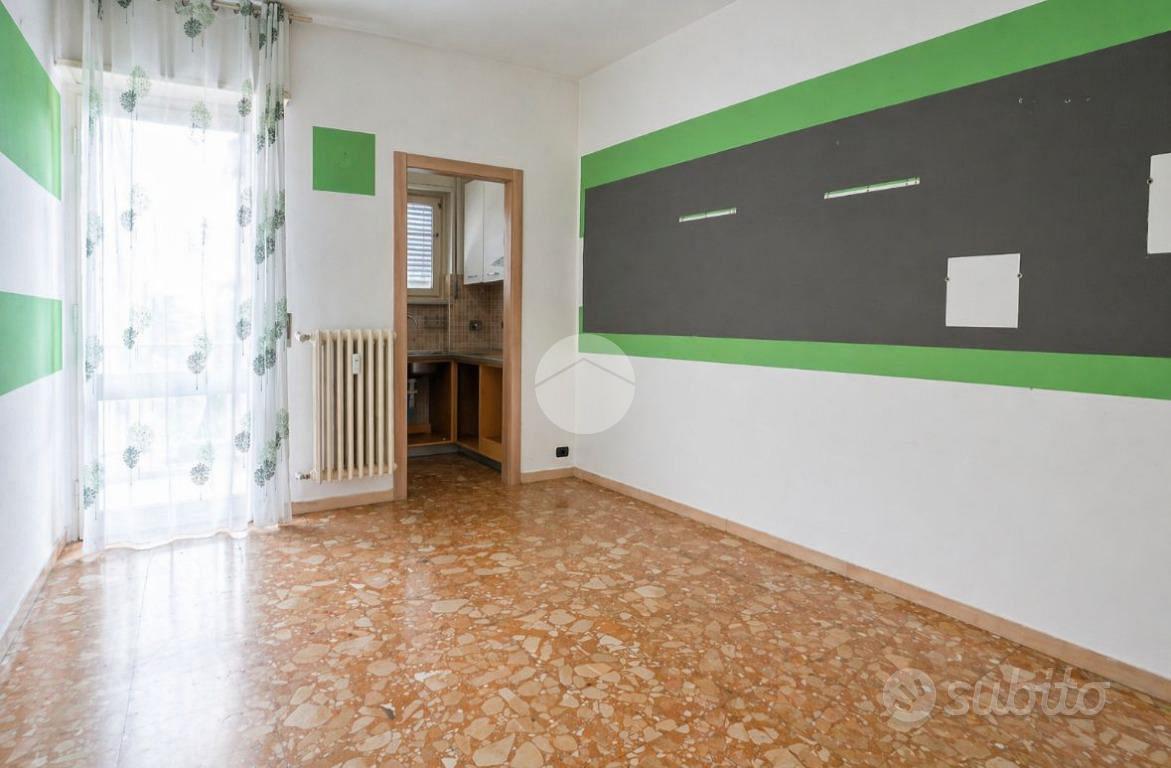 Apartment in Collegno, Torino - Vista 3