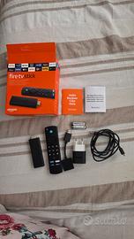 Amazon Fire TV Stick con telecomando vocale Alexa 