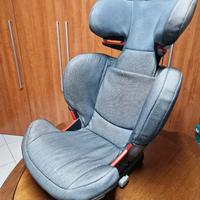 Bebè Confort seggiolino ISOFIX gruppo 2-3
15-36 Kg