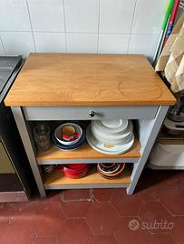 Isola cucina Tornviken IKEA piano lavoro