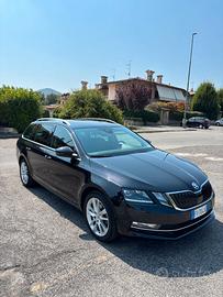 Octavia Wagon 1.5 G-TEC DSG Style 130CV | Full LED