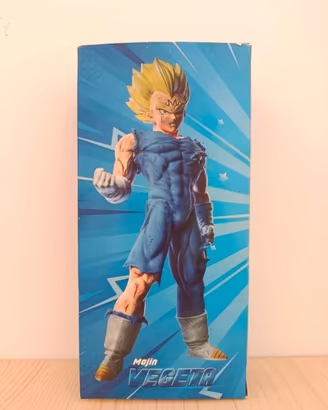 Action figure Majin Vegeta Super Saiyan