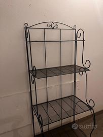 Scaffale libreria in stile Liberty in metallo