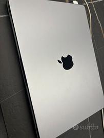 Macbook pro 14” M1 2021 1TB 16GB RAM