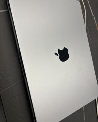 Macbook pro 14” M1 2021 1TB 16GB RAM